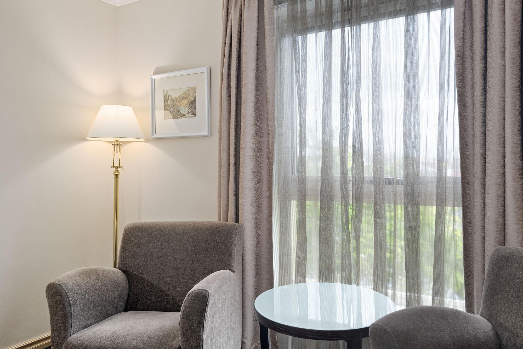 Hotel Grand Chancellor Лонсестън Екстериор снимка